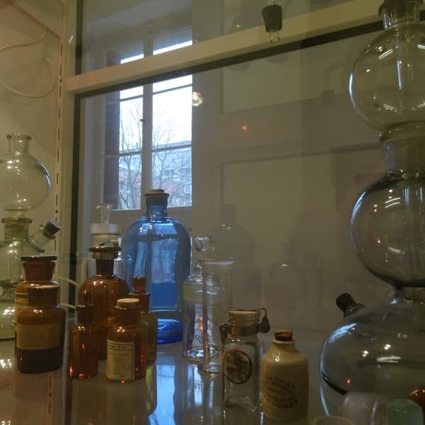 Lessons in Chemistry